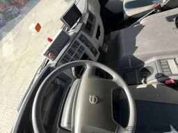 Volvo Doll Airport A380 Catering Highloader