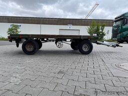 Pefra Anhänger 3100 / Länge: 2,55 m / 2.810 kg / 2012