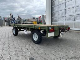 Pefra Anhänger 3100 / Länge: 2,55 m / 2.810 kg / 2018