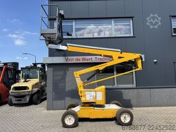 NIFTYLIFT HR12 NE Knikarmhoogwerker 4x2 Elektrisch 2011 12M werkhoogte