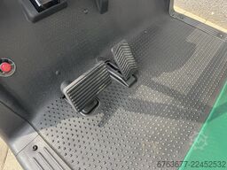 EZ-GO RXV Golfkar Golfcar Elektrisch 4 Zits 2019 Inc Lader