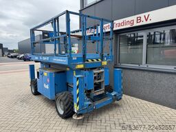 GENIE GS 3369 RT  Hoogwerker / Arbeitsbuhne 12mtr werkhoogte 4x4 Kubota DIESEL 2014
