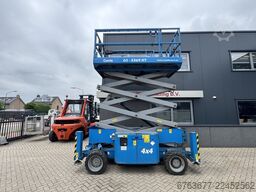 GENIE GS 3369 RT  Hoogwerker / Arbeitsbuhne 12mtr werkhoogte 4x4 Kubota DIESEL 2014