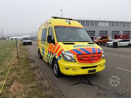 Mercedes-Benz Sprinter 319