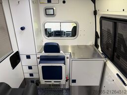 Mercedes-Benz Sprinter 319