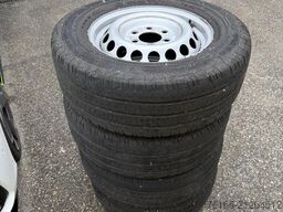 Mercedes-Benz Sprinter 319