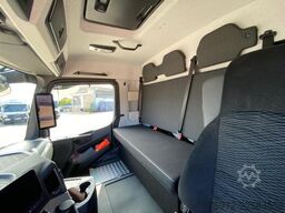  eActros 300 L BDF