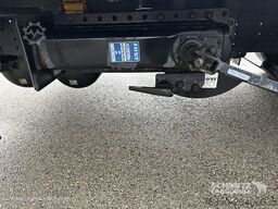 Schmitz Cargobull Semitrailer Curtainsider Mega