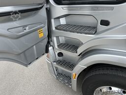 SCANIA 590 S 6X2