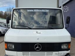 Mercedes-Benz **611D-FRENCH ORIGIN**