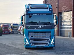 Volvo FH 500 Globetrotter XL Cartransporter Blyss Mod...