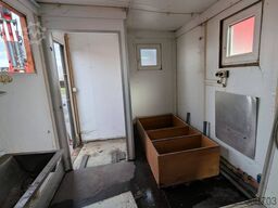  Sanitärcontainer
