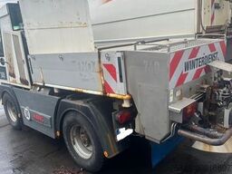 Hansa APZ1003-Winterdienst-4x4-Streuer