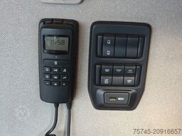 SCANIA R 450 * 1 HAND * LEDER * STANDKLIMA * ACC *