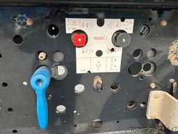 SCHMITZ CARGOBULL Kippauflieger mit 3 Achsen und Liftachse