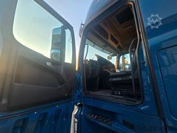 MERCEDES-BENZ ACTROS 1853 *TOP*ACC* GIGASPACE * LOHR * 2X TANK