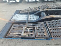 MERCEDES-BENZ ACTROS 1853 *TOP*ACC* GIGASPACE * LOHR * 2X TANK