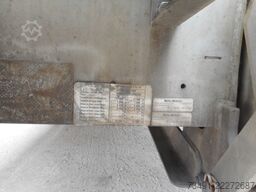 Müller-Mitteltal Tandemtieflader mit Rampen