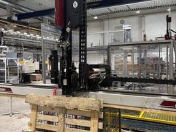 WITTMANN W832