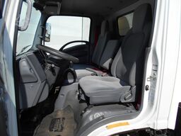 Isuzu P75 Centina + Sponda