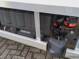 Renault D 18-BZT-7 - 280 P 4x2 12 TON - OPBOUW LENGTE I...