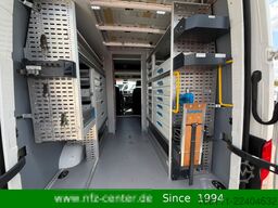 VOLKSWAGEN Crafter Kasten 35 mittellang Hochdach 4MOTION
