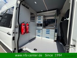 VOLKSWAGEN Crafter Kasten 35 mittellang Hochdach 4MOTION