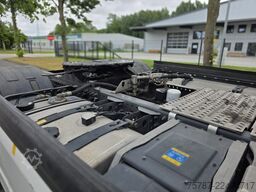 VOLVO FH 460 neues Modell, 2 Kreis-Hydr, Standklima
