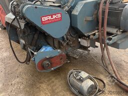 BRUKS 602CM