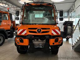 Mercedes-Benz Unimog U 423