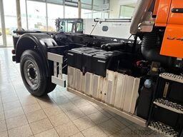 Mercedes-Benz Unimog U 423