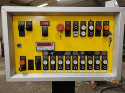 WEINIG UNIMAT 23EL  (8 spindle + universal)