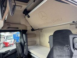 Mercedes-Benz 1851 LS Actros Gigaspace Retarder 2 x PTO