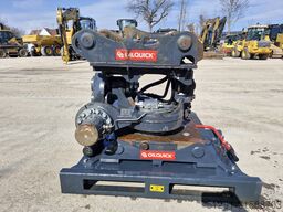 OilQuick 65 Sandwich mit Rototilt