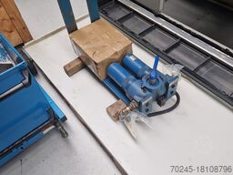 STAMA MC 526 COMPACT CNC MILLING 526