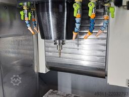 Makino V33i-5XB