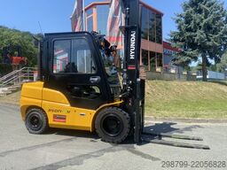 Hyundai 35 DN-9V