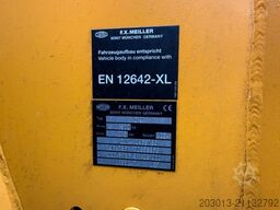 MERCEDES-BENZ AROCS 1843 4x2 Kipper Kran Palfinger PK12.501