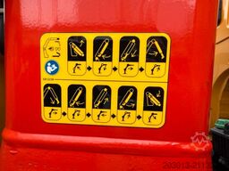 MERCEDES-BENZ AROCS 1843 4x2 Kipper Kran Palfinger PK12.501