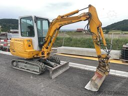 Takeuchi Tb 228