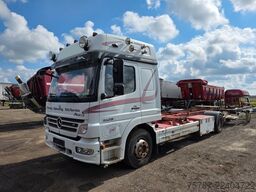 MERCEDES-BENZ 1524 BDF mit Klima, Ladebordwand, 2 x Bett