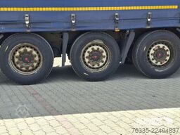 Kögel Curtainsider Mega