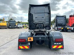 MAN TGX 18.520 mit 2-Kreis-Hydraulik / XXL-Haus