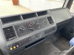 Böcker AK 32/1500