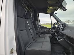 MERCEDES-BENZ SPRINTER 311 L2H2 Mbux RWD!