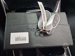 MERCEDES-BENZ C 220 d 4Matic AVANTGARDE Burmester® 3D