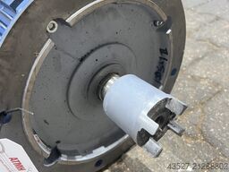 SIEMENS 1LA7130-4AA61