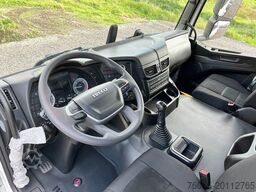 Iveco T-Way AT720T47TH Tractor Head