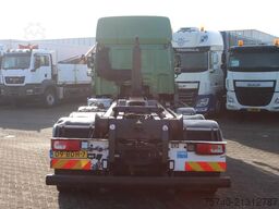 DAF CF 85.460 8X4 + 30  TON VDL hook + euro 5