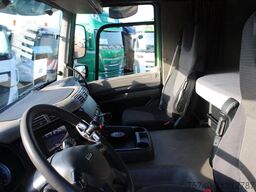 DAF CF 85.460 8X4 + 30  TON VDL hook + euro 5